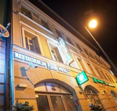 фото отеля Hotel-Restauracja Platan