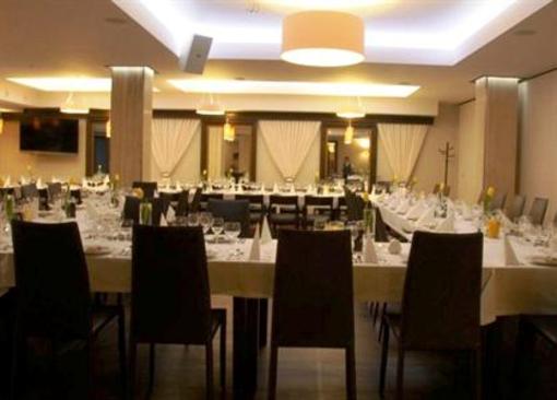 фото отеля Hotel-Restauracja Platan