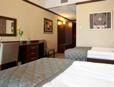 фото отеля Hotel-Restauracja Platan