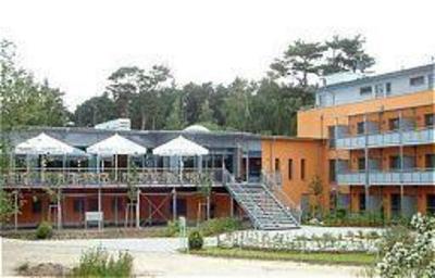 фото отеля Mueritz Strandhotel