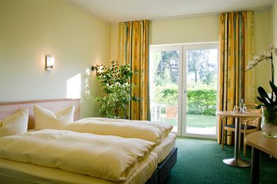 фото отеля Mueritz Strandhotel