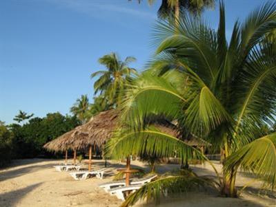 фото отеля Whispering Palms Island Resort