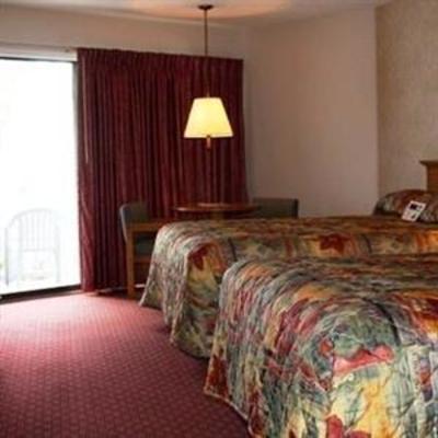 фото отеля Budget Host Inn Saint Ignace
