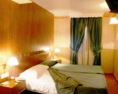 фото отеля Hotel Las Yucas Atarfe