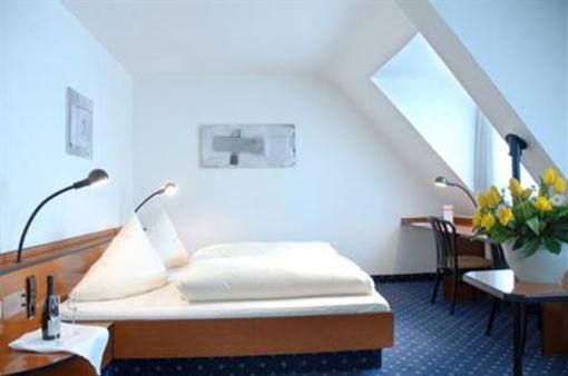 фото отеля City Partner Hotel Goldenes Rad