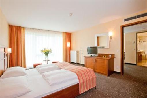 фото отеля Landhotel Krummenweg