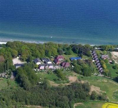 фото отеля Strandhotel Eldena Göhren