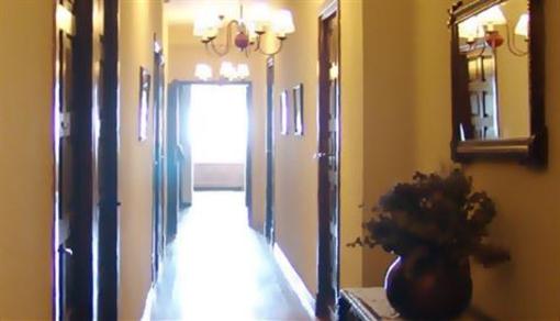 фото отеля Hostal Ayestaran II