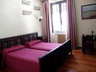 фото отеля Hostal Ayestaran II