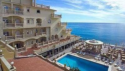 фото отеля Hellenia Yachting Hotel