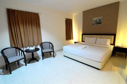 фото отеля Lovina Inn