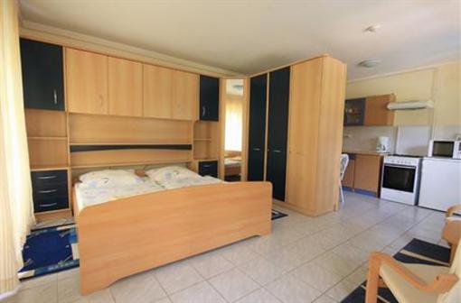 фото отеля Visegrad Vendeghaz-Apartman