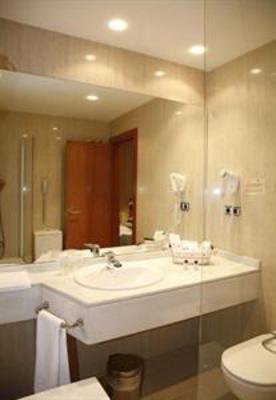 фото отеля Hotel Mieres Del Camino
