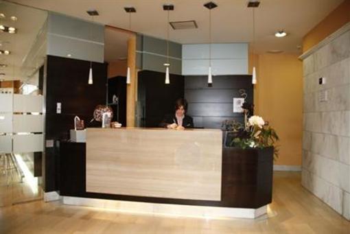 фото отеля Hotel Mieres Del Camino