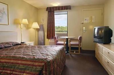 фото отеля Wake Inn