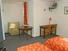 фото отеля Hôtel Le Pradet Vacqueyras