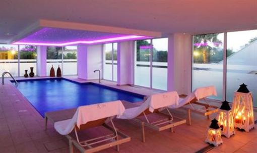 фото отеля Kinetta Beach Hotel