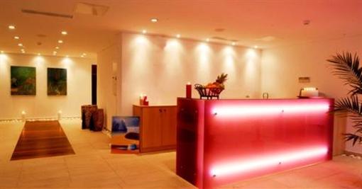 фото отеля Kinetta Beach Hotel
