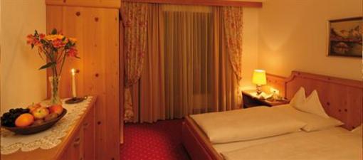 фото отеля Appartement Alpenland