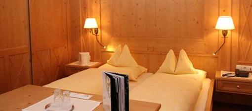 фото отеля Appartement Alpenland