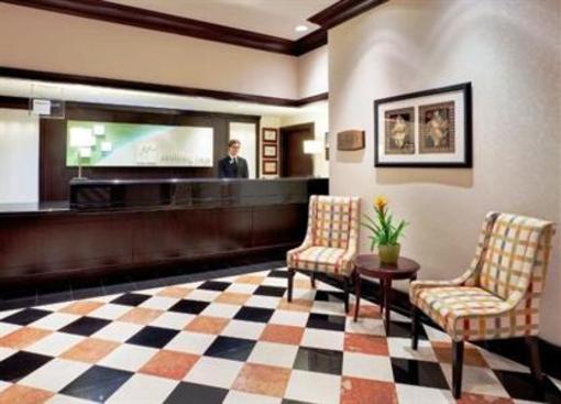 фото отеля Holiday Inn Hotel & Suites Downtown