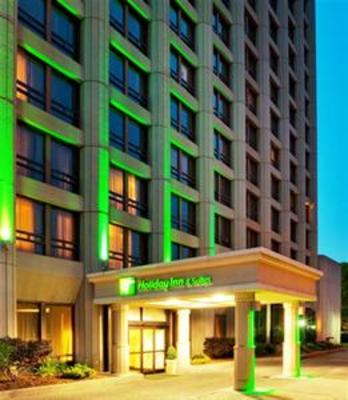 фото отеля Holiday Inn Hotel & Suites Downtown