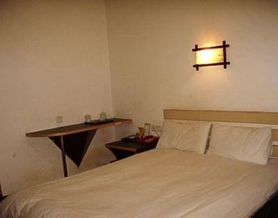 фото отеля Junjia Express Hotel Ganzhou Wenming Avenue