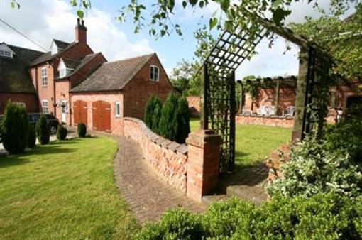 фото отеля Kirkby House