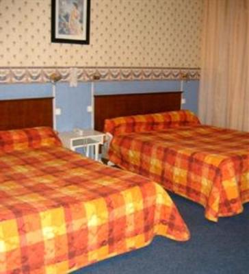 фото отеля Hotel De La Gare Clermont-Ferrand