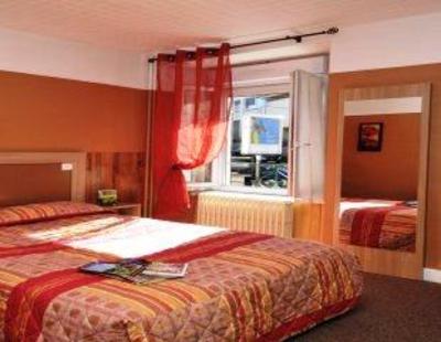 фото отеля Central Hotel Bort-les-Orgues