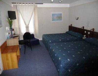фото отеля Central Hotel Bort-les-Orgues