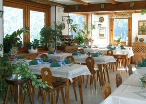 фото отеля Hotel Perret