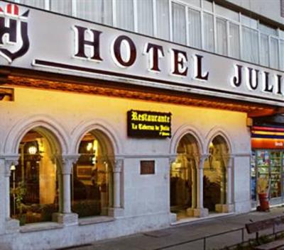 фото отеля Julia Hotel