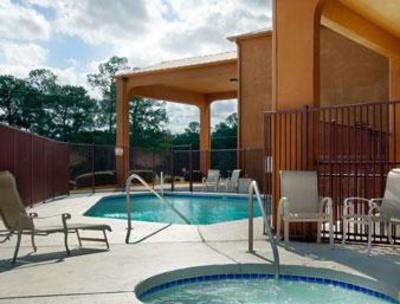 фото отеля Super 8 Bastrop