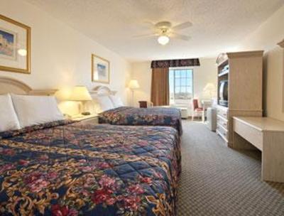 фото отеля Days Inn & Suites Clayton (New Mexico)
