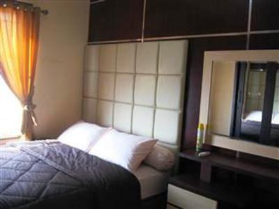 фото отеля Imelda's Apartment at The Boutique Kemayoran