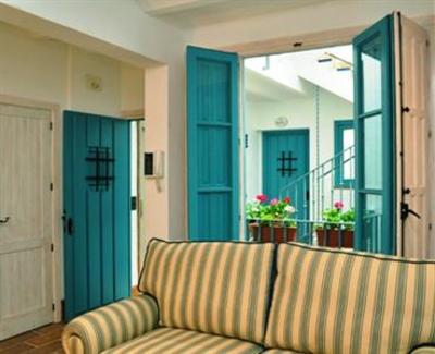 фото отеля Casas y Patios de Triana