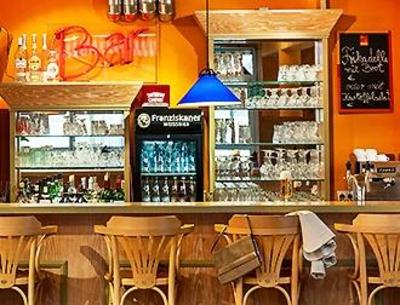 фото отеля Ibis Hotel Kassel