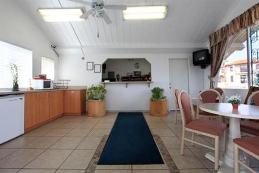 фото отеля Economy Inn Lake Havasu City