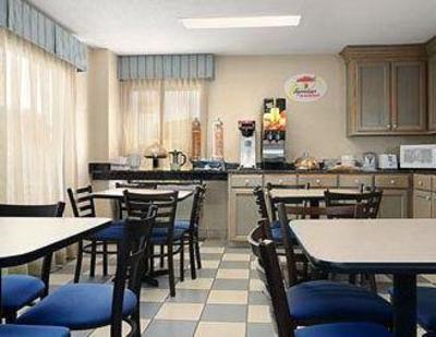 фото отеля Super 8 Motel Hattiesburg