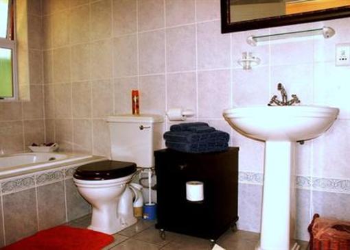 фото отеля Brown Jug Guest House