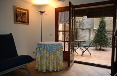фото отеля Apartamentos Can Gibert