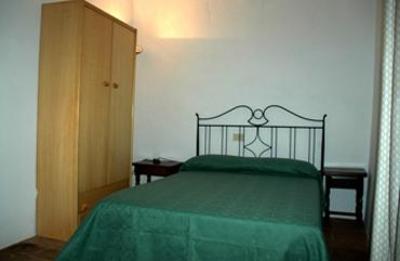 фото отеля Apartamentos Can Gibert