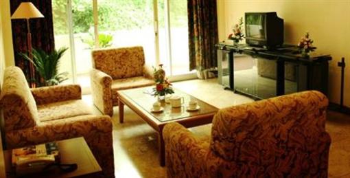 фото отеля Royal Apartments Lembang