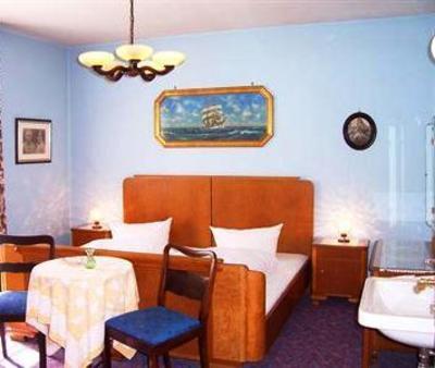фото отеля Hotel Krone Gossweinstein