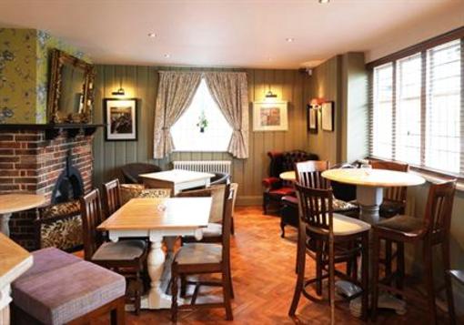 фото отеля The Crown Maidenhead