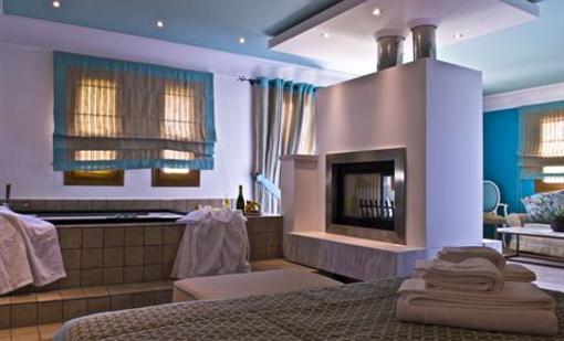фото отеля Mikros Vorias Suites Portaria