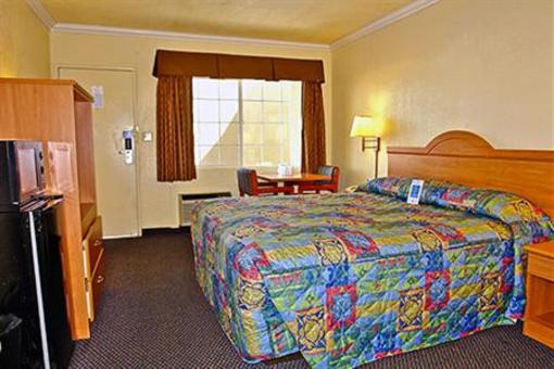 фото отеля Motel 6 Visalia