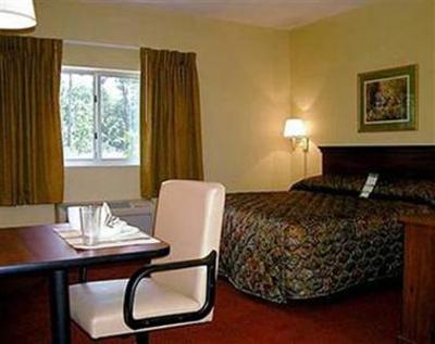 фото отеля Crestwood Suites Newport News
