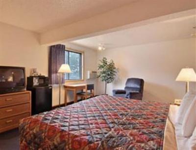 фото отеля Super 8 Motel Lincoln West